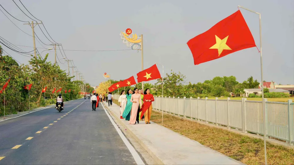 “Tuyến đường Đại đoàn kết” - đường Nguyễn Văn Long, xã Hưng Long (TPHCM)