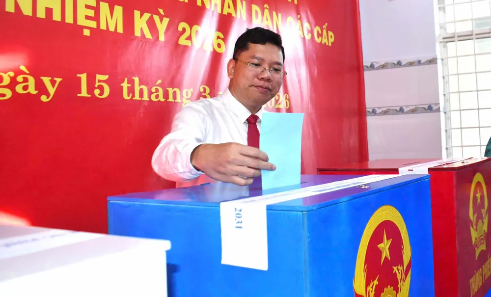 888519184260002046 (1).jpg