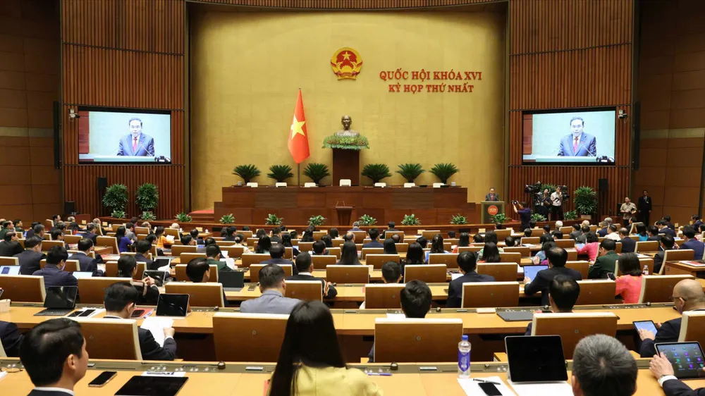 Kỳ họp thứ nhất, Quốc hội khóa XVI tại Hội trường Diên Hồng 