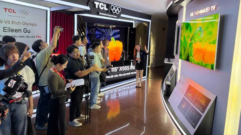 Các thế hệ TV mới nhất của TLC được giới thiệu trước giới truyền thông