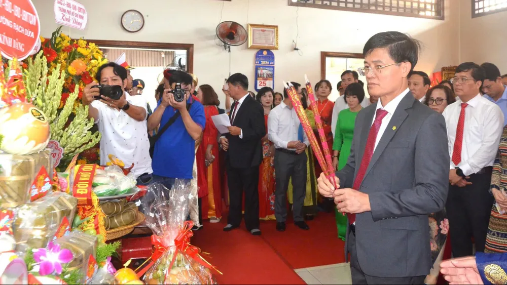 gio to hung vuong.jpg