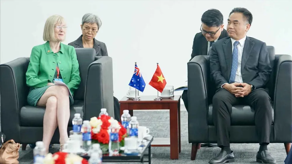 Phó Chủ tịch Thường trực UBND TPHCM Nguyễn Lộc Hà tiếp Đại sứ Đặc mệnh Toàn quyền Australia tại Việt Nam Gillian Bird