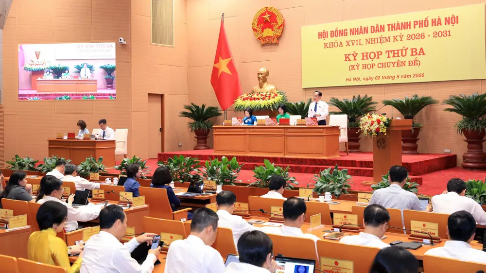 Kỳ họp thứ ba (Kỳ họp chuyên đề), HĐND TP Hà Nội khóa XVII. Ảnh: BẢO CHI