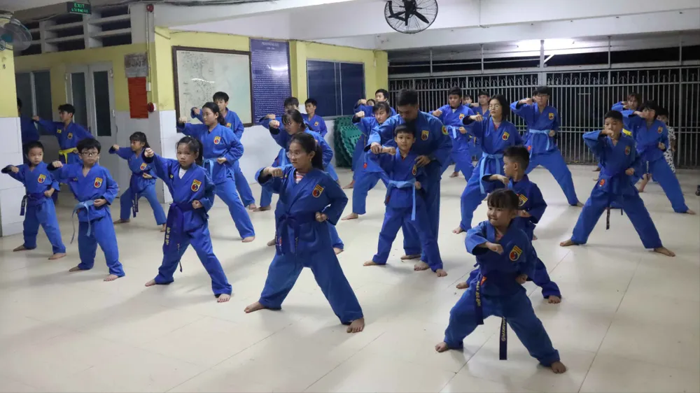 Các thành viên của CLB Vovinam Phan Đăng Lưu trong một buổi tập luyện (ẢNH: Thư Nguyễn)