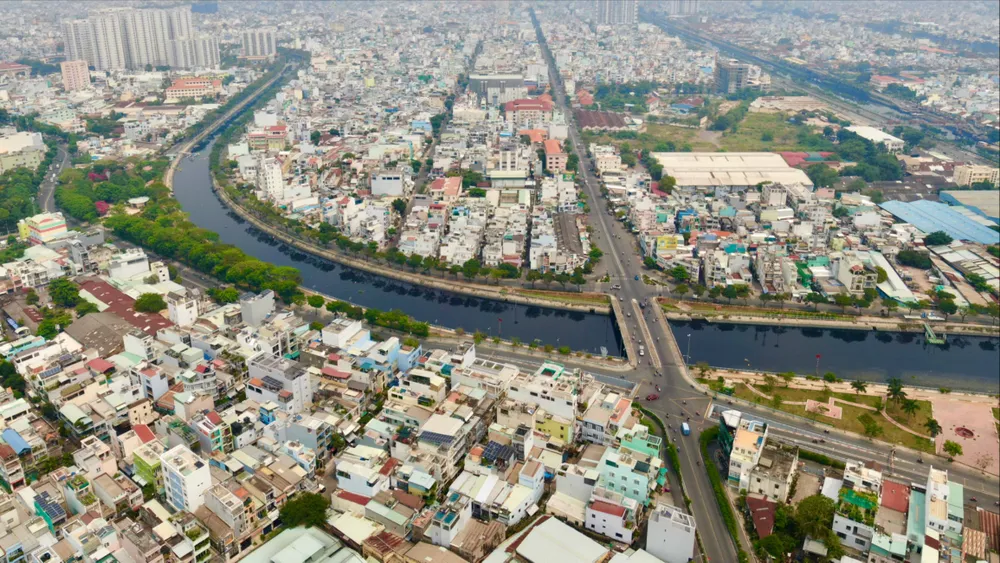 Khu vực phường Bình Phú (TPHCM) nhìn từ trên cao. Ảnh: HOÀNG HÙNG