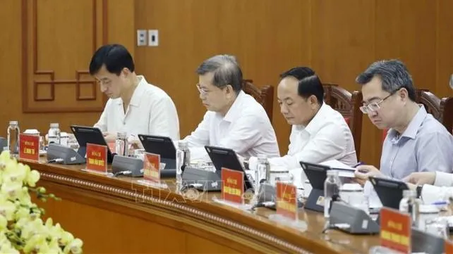 vna_potal_tong_bi_thu_chu_tich_nuoc_to_lam_lam_viec_voi_thuong_truc_ban_chi_dao_tong_ket_100_nam_dang_lanh_dao_cach_mang_viet_nam_stand (3).jpg