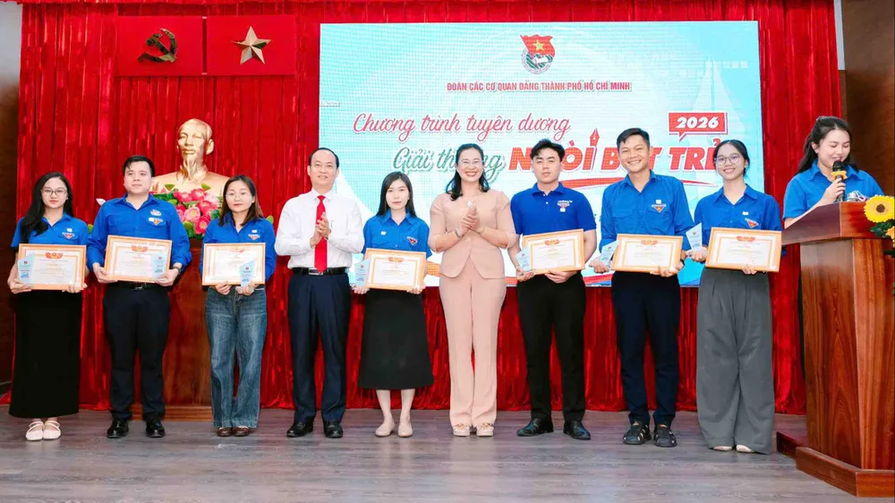 cbbecdef-e307-4080-8bd4-125a0c5f7e3a.jpg
