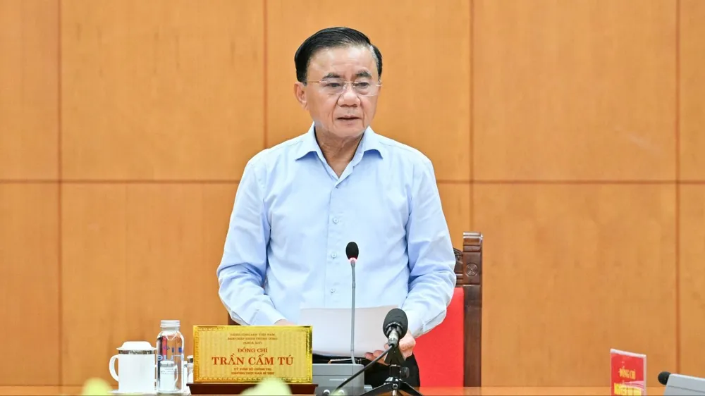 Đồng chí Trần Cẩm Tú, Ủy viên Bộ Chính trị, Thường trực Ban Bí thư, tại một phiên họp