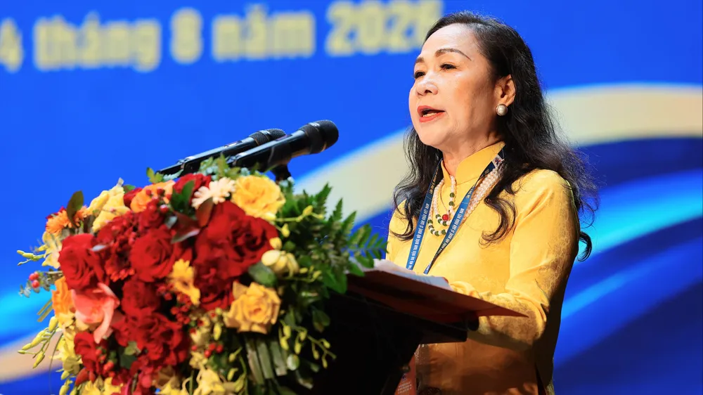 NSND Trịnh Thúy Mùi tái đắc cử Chủ tịch Hội Nghệ sĩ Sân khấu Việt Nam. Ảnh: TUẤN ANH