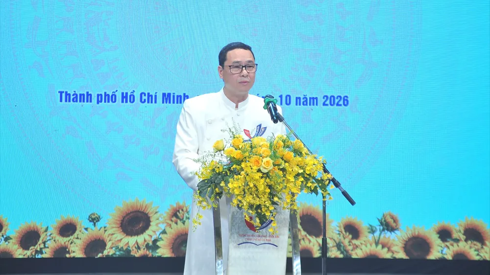 50 nam san khau dien anh (10).JPG