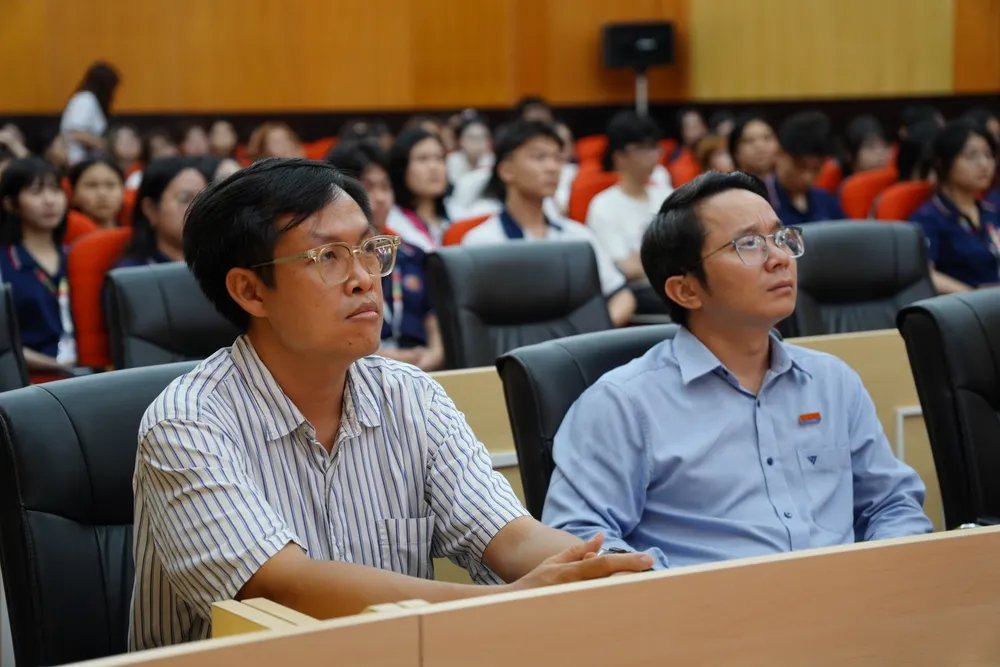 2HGb6FIbRfdu1kMsSKosimm8Ohguri421fLk.jpg