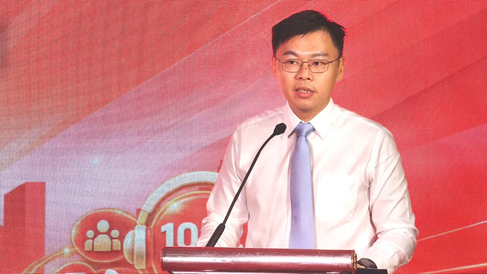 tphcm-ra-mat-3-mo-hinh-cong-nghe-phuc-vu-nguoi-dan-0.jpg