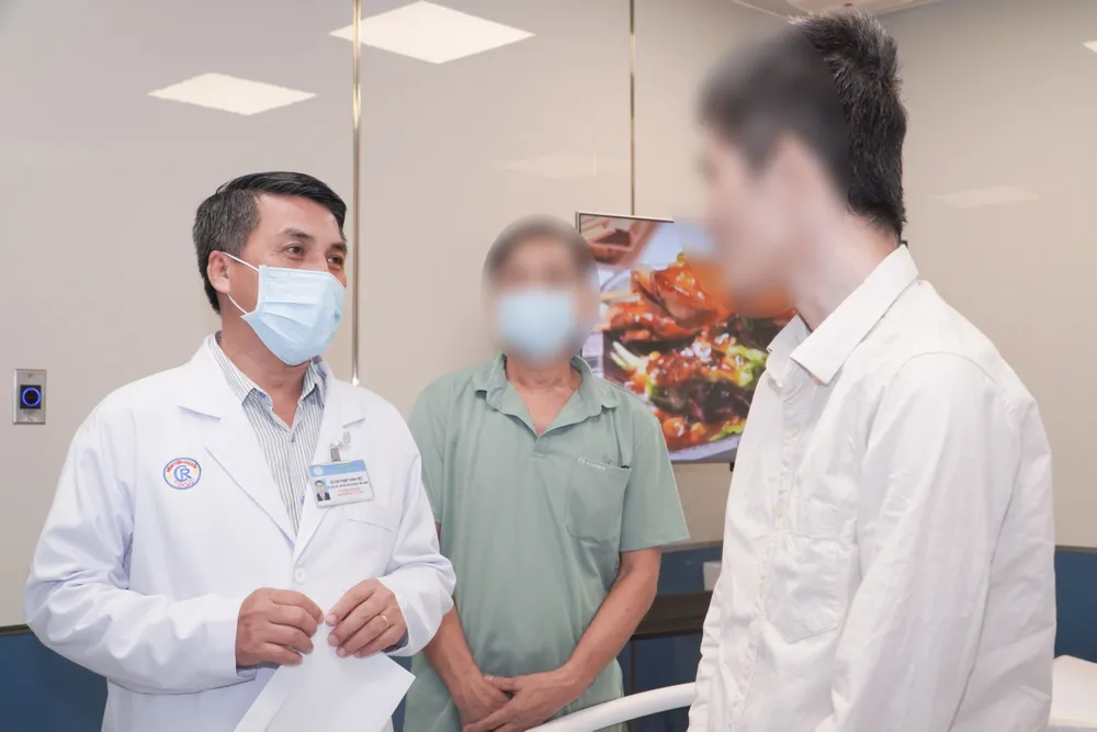 Bệnh nhân ghép phổi đầu tiên ở phía Nam xuất viện