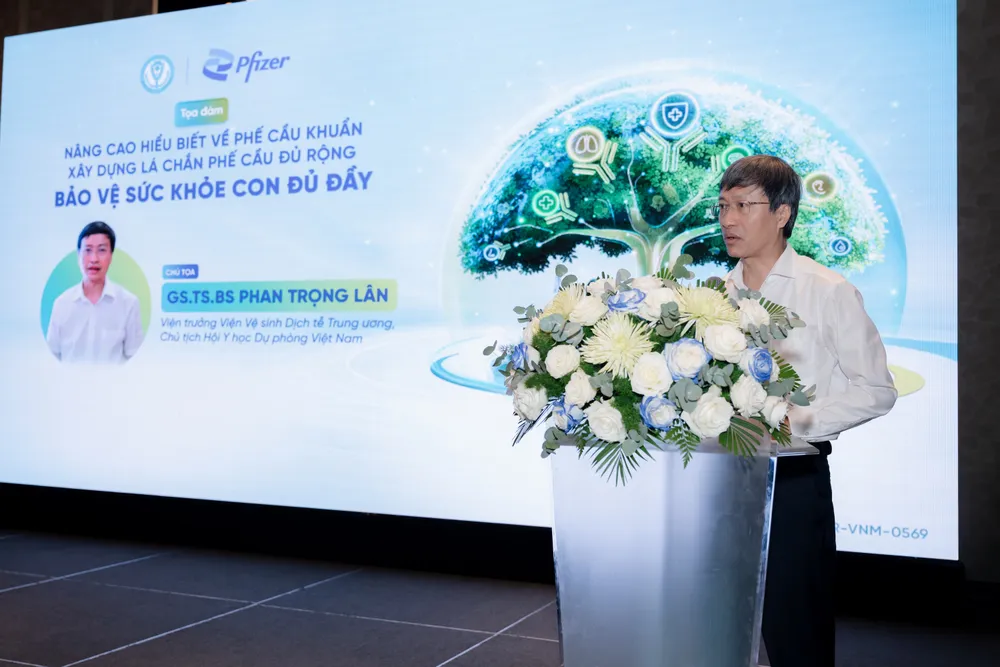 GS.TS.BS Phan Trọng Lân, Viện trưởng Viện Vệ sinh Dịch tễ Trung ương, Chủ tịch Hội Y học Dự phòng Việt Nam chia sẻ về nguy cơ và gánh nặng bệnh do phế cầu khuẩn ….jpg