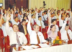 Năm 2006: GDP tăng từ 12% trở lên