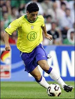 Đội hình tiêu biểu thế giới năm 2005 ảnh 1