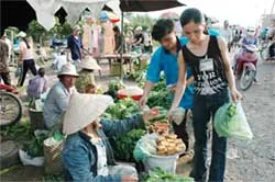 Chợ tự phát - tràn lan