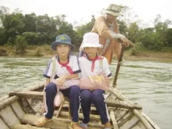 “Ốc đảo” bên sông Liêng