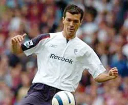 Cầu thủ Mexico quảng bá "thương hiệu" ảnh 1