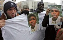 Biểu tình phản đối phân biệt chủng tộc