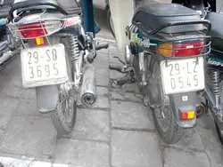 Bài 1: Mất biển số xe “xịn”, mua ở đâu ?