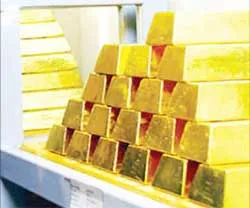 Giá vàng và giá dầu thế giới lại lên cơn sốt