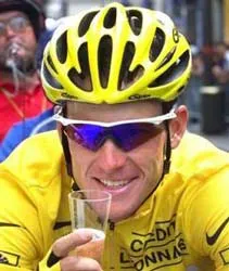 Lance Amrstrong lần thứ 4 liên tiếp nhận giải ảnh 1