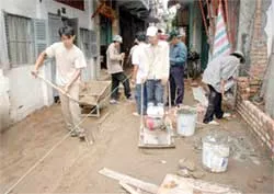 Đưa cuộc sống vào nghị quyết thì nghị quyết mới đi vào cuộc sống