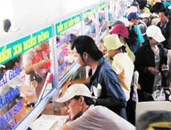 Lượng hành khách mua vé trước tăng cao