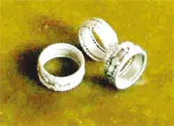 Huyền thoại nhẫn cưới Srí