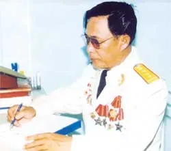 Đặc công làm kinh tế