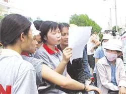 Nhiều DN cam kết hỗ trợ lương cho người lao động