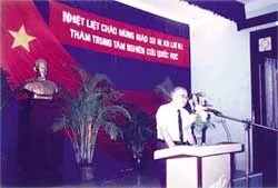 Nhà Việt Nam học kính mến