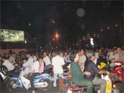 Cứ lễ là kẹt xe!