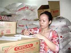 Bắt một vụ sản xuất bột ngọt giả quy mô lớn