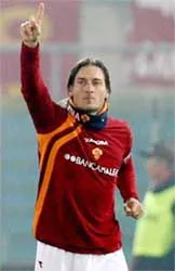 AS Roma chơi hưng phấn và hiệu quả ảnh 1