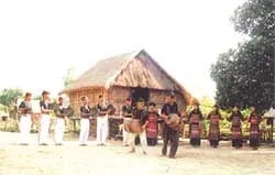 Cồng chiêng quê tôi