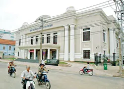 Phố “Uôn” Sài Gòn