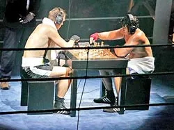 Đấm rồi đấu trí