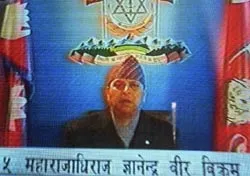 Tổ chức bầu cử vào ngày 8-2