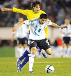 Lần đầu cho Milito ảnh 1