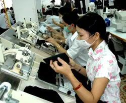 Tổ chức hoạt động kỷ niệm 30 năm giải phóng hoàn toàn miền Nam, thống nhất đất nước (30 tháng 4 năm 1975 – 30 tháng 4 năm 2005)