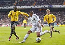 Real Madrid bại trận trước Arsenal ảnh 3