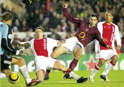 Đàn cừu & bầy sói ảnh 1