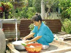 Cạn kiệt và ô nhiễm