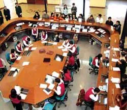 “Lên sàn” chiến lược mới của các doanh nghiệp