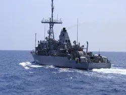 Tăng cường quân giữ các đảo giáp ranh