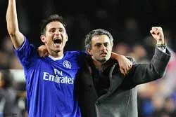 Ai sẽ nhường chỗ cho Ballack? ảnh 1