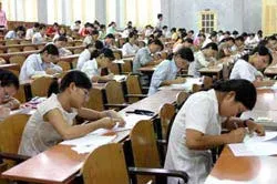 “Tư vấn - Hướng nghiệp 2006”