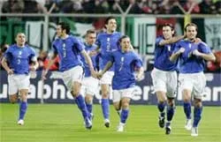 Tuyển Italia thừa thải lực lượng ảnh 1